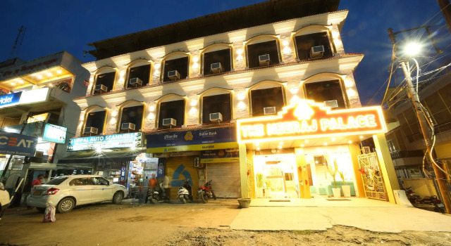 The Neeraj Palace, Rezervovat Hotel Rišikéš Uttarakhand