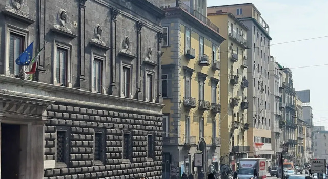 Melì, Забронировать Отель Отели Неаполя с завтраком, рядом с Кафедральный собор Неаполя, Завтраки