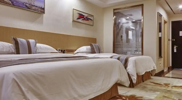 Семейный номер Standard GreenTree Alliance Foshan West Station Luowu Road Hotel