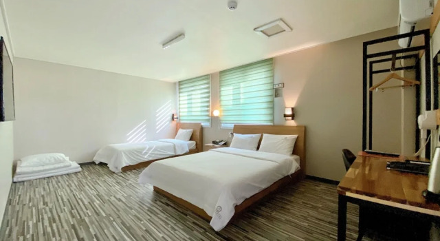 Двухместный семейный номер Standard Stay Pohang Hotel