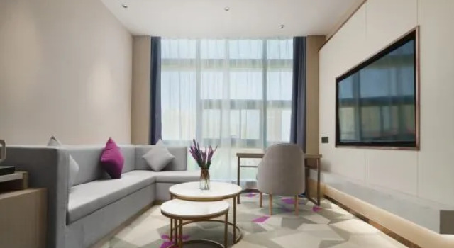 Люкс Deluxe Lavande Hotel (Karamay City Government No.1 Well Branch)