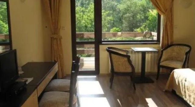 Villa Cherven, Book Villa Sommerhuse i Teteven, Hytte