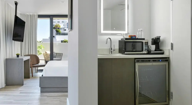 Двухместный номер Standard с балконом Kaskades Hotel South Beach