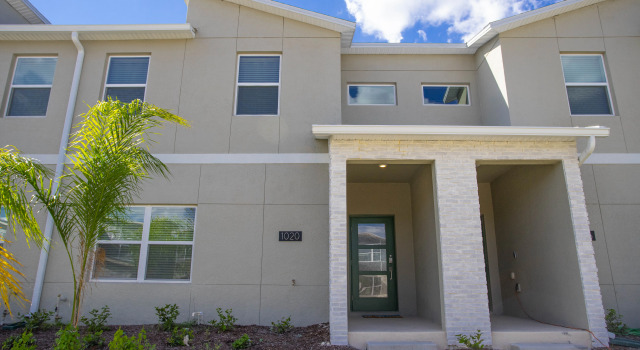 Gorgeous 4 Bd w Pool at Champions Gate Resort 1020