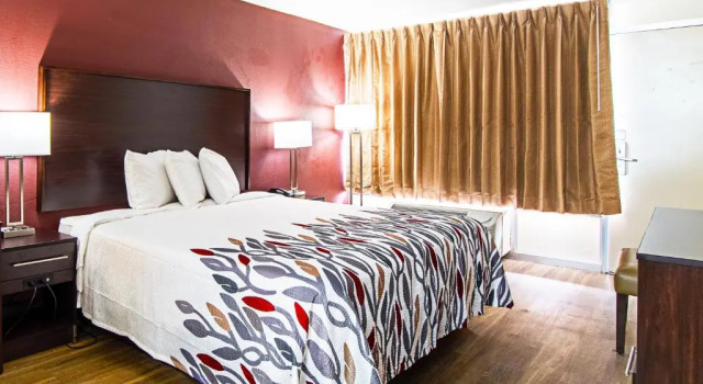 Номер Deluxe Red Roof Inn Columbia, SC Airport