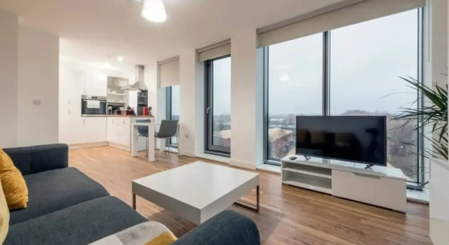 2 Bedroom Apartment in Media City Manchester