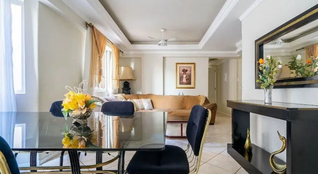 3 Bedroom apt 100m fr/ the Central Beach BC Edg401