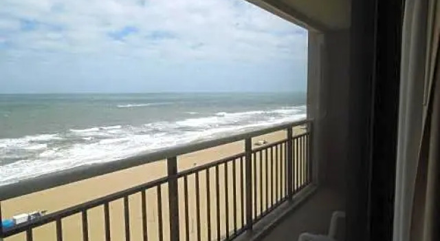 Run of House Four Sails Resort