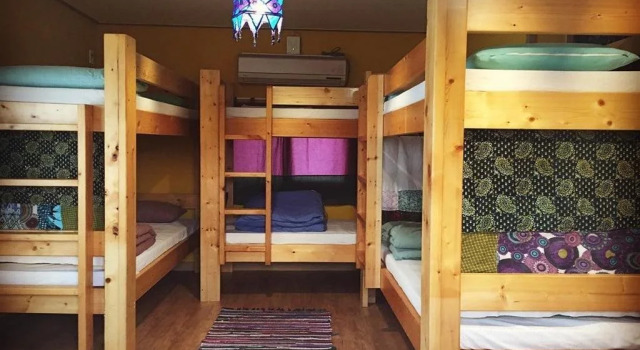 Shanti Shanti Guest House - Hostel