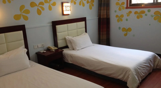 Suzhou Liuxiang Hotel, Book Hostel Suzhou 