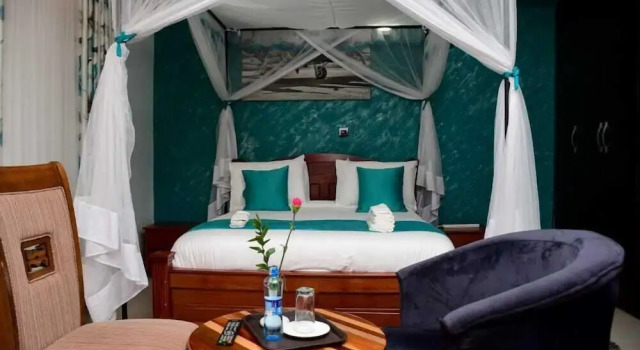 Коттедж Lux Suites Elgon view Holiday House