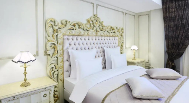 Люкс Royal Ambassadori Tbilisi Hotel