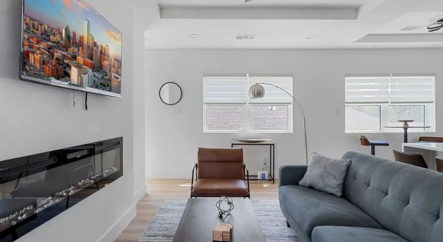 Modern Townhome Rooftop Backyard Garage 2