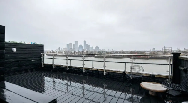Апартаменты Skyline Water Front Penthouse Apartment