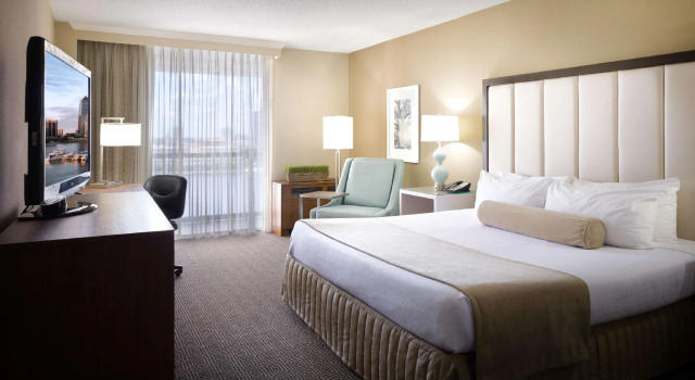 Двухместный номер с видом на реку DoubleTree by Hilton Hotel Jacksonville Riverfront