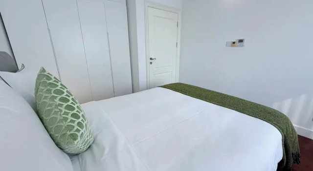 Апартаменты Superior Tyms Changning 2BR near Zhongshan  Metro