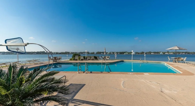 Compass Point 203 2 Bedroom Condo, Prenota Appartamento Hotel a Alabama con piscina, Piscina