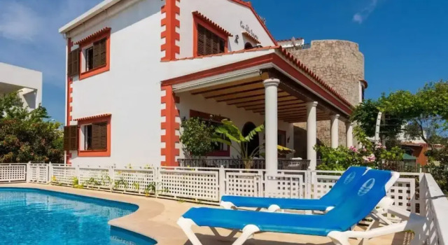 Вилла Villa Tortugas Charming House With Views