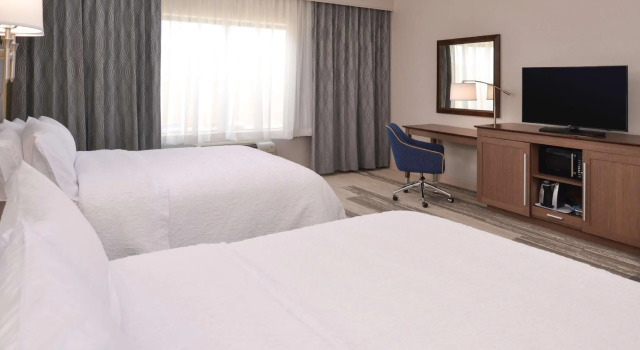 Четырёхместный номер Standard Hampton Inn & Suites Cincinnati-Mason, Ohio