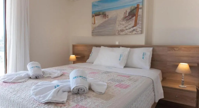 Ariadni Villas, Book Hotel Kriopigi 