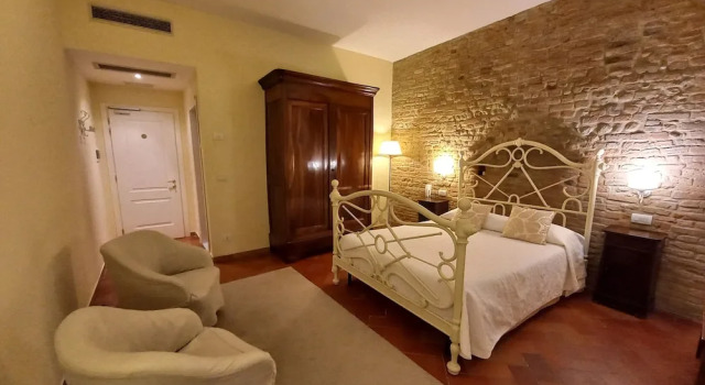 Hotel Il Castello, Забронировать Отель Отели в центре Чертальдо, в центре