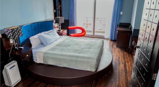 Номер Standard Пентхаус с видом на город Edenroc Hotel