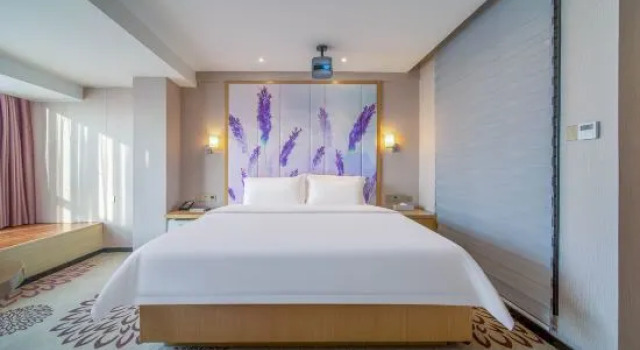 Семейный номер Deluxe с красивым видом из окна Lavande Hotel HeYuan Dongyuan
