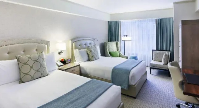 Четырёхместный номер Premier Seaport Hotel® Boston