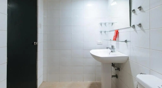 Люкс RedDoorz at Gaeas Apartment Panglao