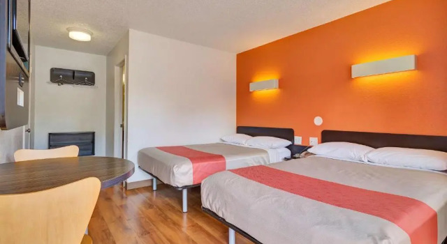 Четырёхместный номер Standard Motel 6 Santa Rosa - South