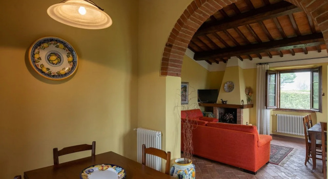 Spacious Villa at Lombriciano with Swimming Pool, Забронировать Вилла Виллы Кортона, Вилла