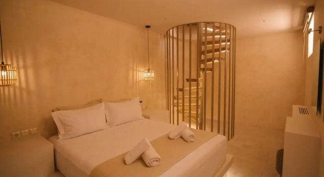 Номер Luxury Mani Luxury Suites and Studios in Gytheio with Private Pools