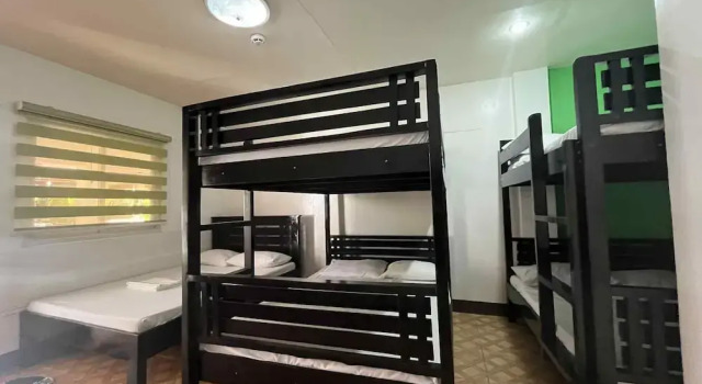 KNB West Villa Inn by SMS Hospitality, Reservar Vila Casas de campo em Ilocos Region, Casa de campo / Cottage