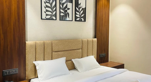 Номер Standard Hotel Narmada Residency