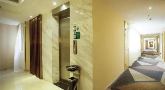 City Comfort Inn Yulin Rong County Xiujiangqiao, Varaa Hotelli Rongzhou 