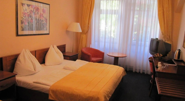 Hotel Amadeus, Reservar Hotel Prague 02 Praga, perto de Porta do Pico