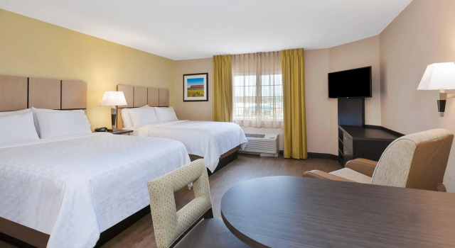 Четырёхместный люкс Candlewood Suites Rocky Mount by IHG