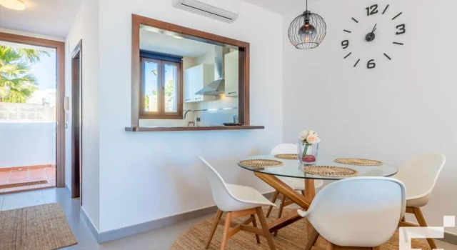 Villa Mirador de Bassetes 5 - Grupo Turis, Забронировать Вилла Бизнес-отели Кальпе, 4* 5*
