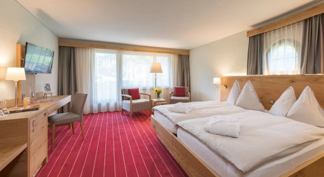 Двухместный номер Premium с балконом Sunstar Hotel Klosters