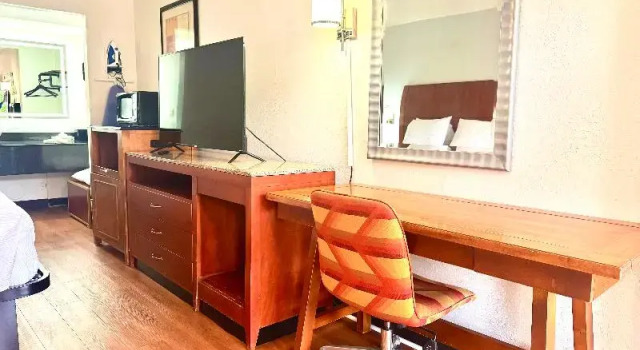 Standaard Vierpersoonskamer Econo Lodge
