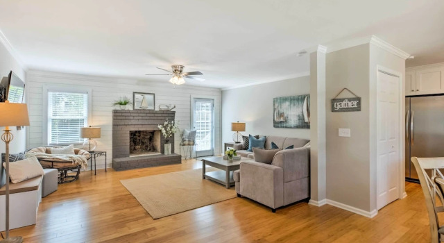 Modern 'southern Comforts' Home Near Charleston, Забронировать Дом для отпуска Коттеджи Южной Каролины, Коттедж