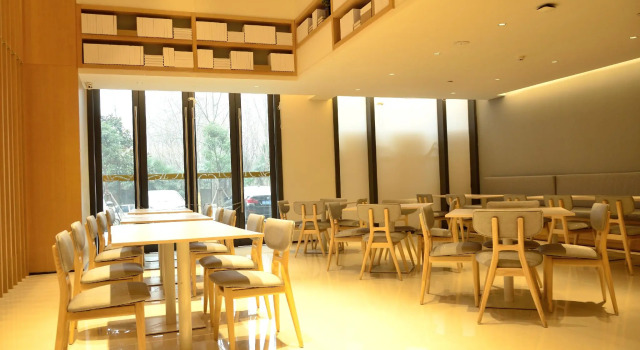 JI Hotel Wuhan Zhuankou Development Zone, Prenota Hotel Dunkou Hubei