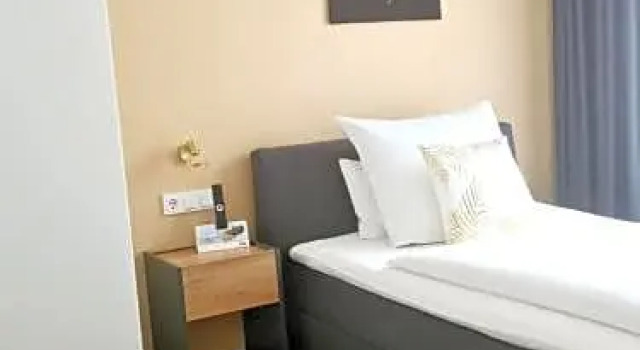 Stadthotel Reckers, Забронировать Отель Верне Унна