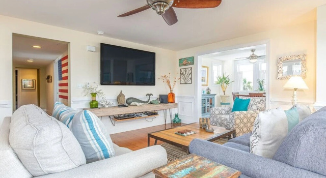 Captains Watch 1 by Tybee Vacation Rentals, Rezerwuj Hotel Hotele w Tybee Island z parkingiem, Parking