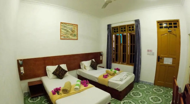 Бунгало с видом на сад Adroit Beach Inn