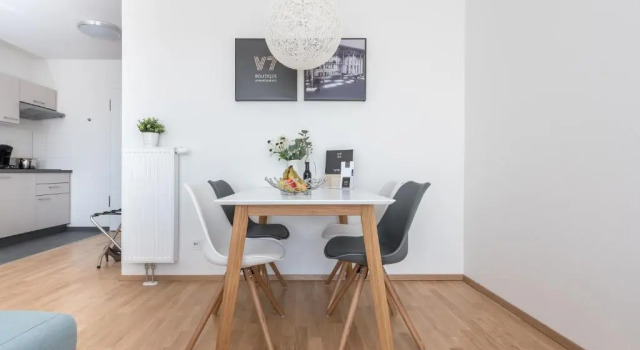 Студия с балконом V7 Boutique Appartements