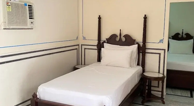 Люкс Raghunath Haveli - A Boutique Homestay