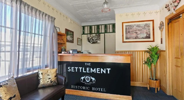 The Settlement Historic Hotel