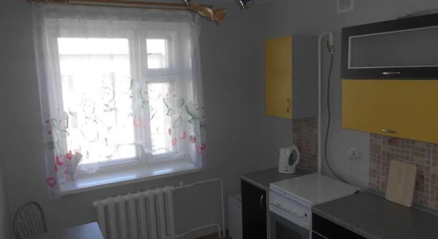 Kvartira na Vspoliye 9