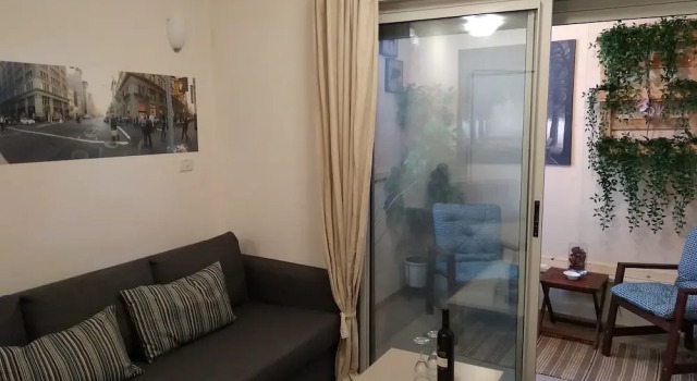 Апартаменты c 1 комнатой TLV Suites By The Sea - 2 Rooms